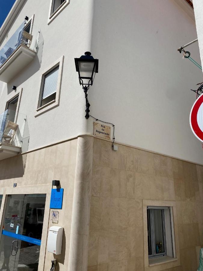 100 Meters From The Beach! Rua Da Regeneracao Nazaré Exterior foto