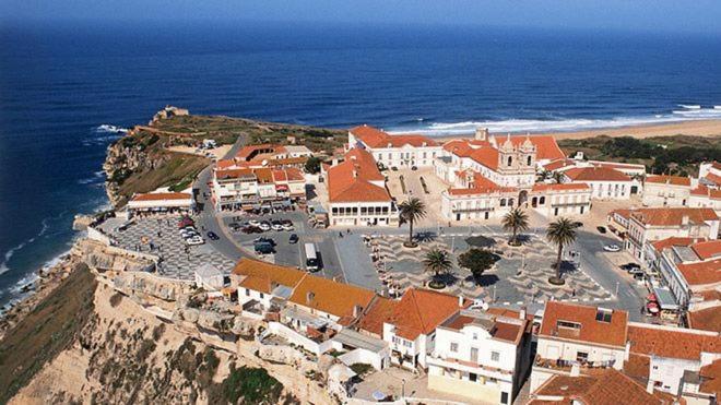 100 Meters From The Beach! Rua Da Regeneracao Nazaré Exterior foto